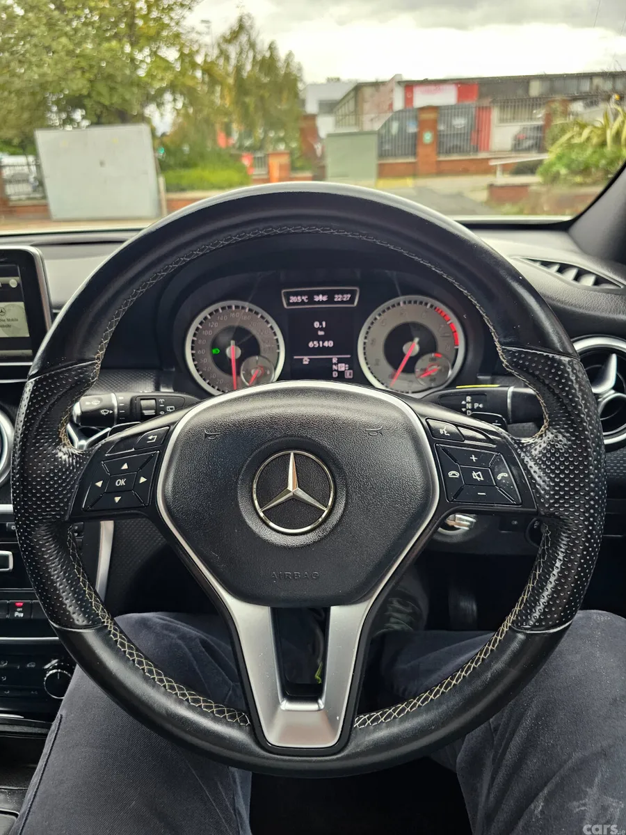 Mercedes-Benz A-Class Hatchback, Petrol, 2013, White