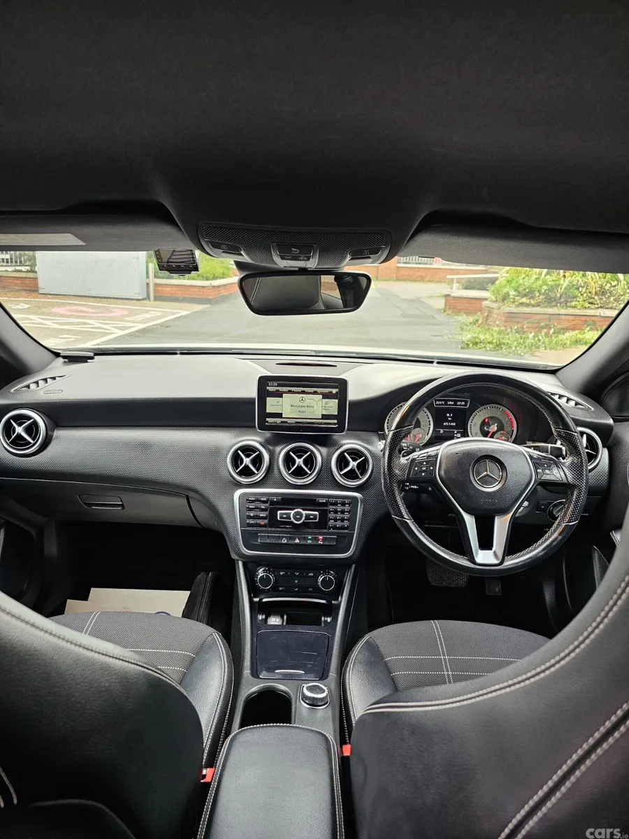 Mercedes-Benz A-Class Hatchback, Petrol, 2013, White