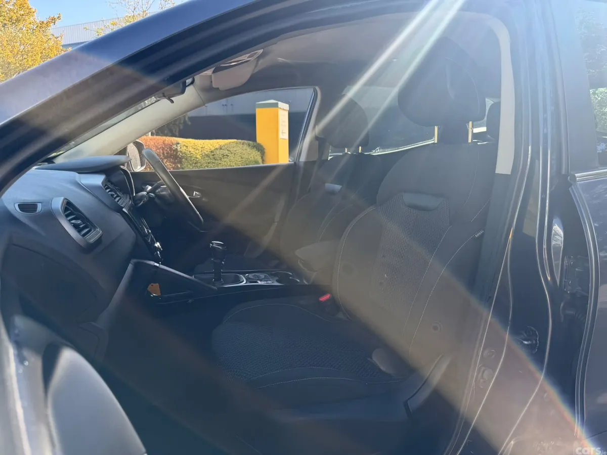 Renault Kadjar SUV, Diesel, 2016, Grey