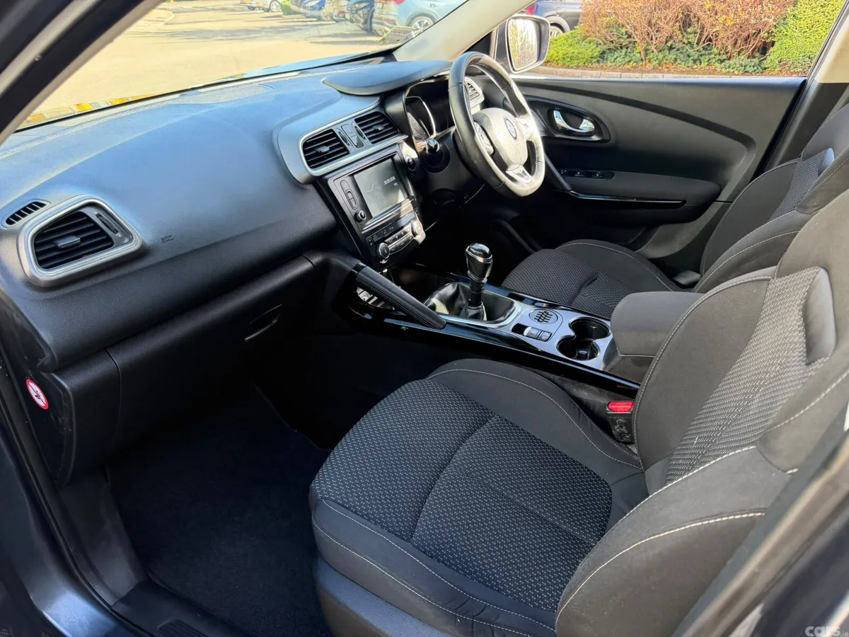 Renault Kadjar SUV, Diesel, 2016, Grey