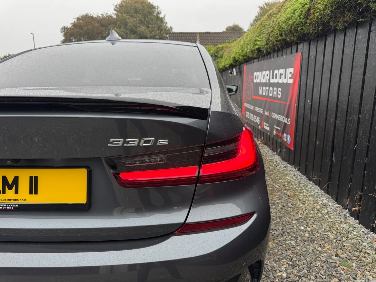 BMW 3-Series Saloon, Petrol Hybrid, 2022, Grey