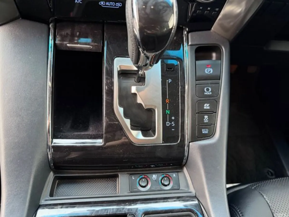 Toyota Alphard MPV, Petrol Hybrid, 2019, Black