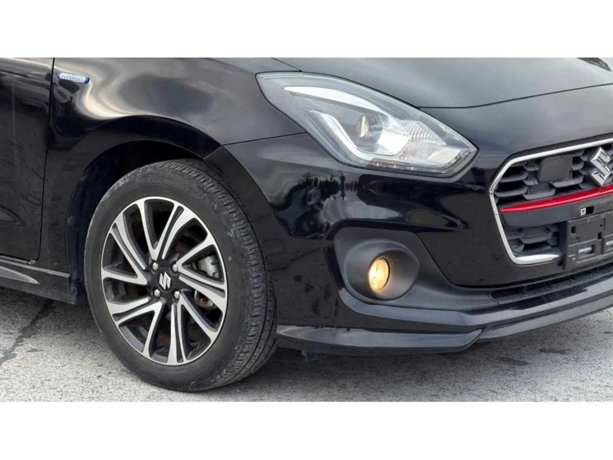 Suzuki Swift Hatchback, Petrol Hybrid, 2021, Black