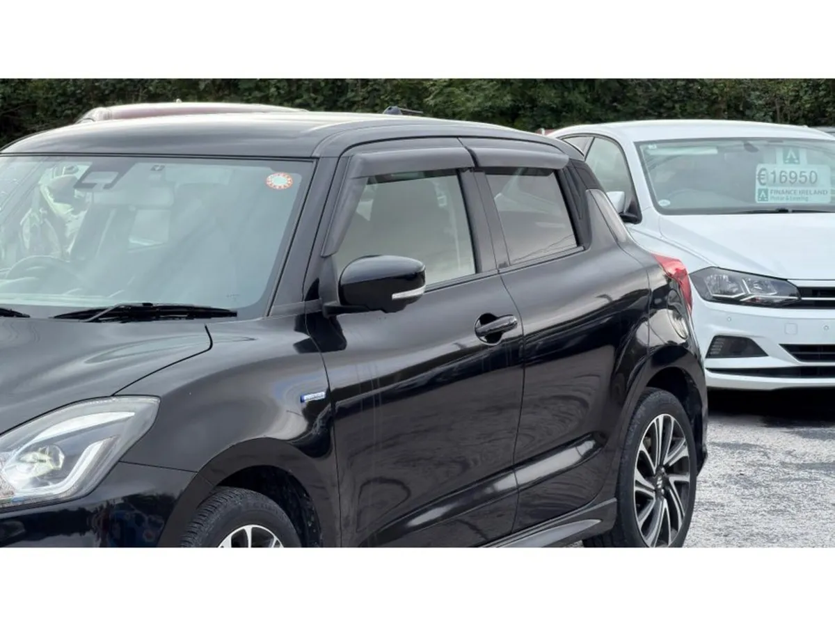 Suzuki Swift Hatchback, Petrol Hybrid, 2021, Black
