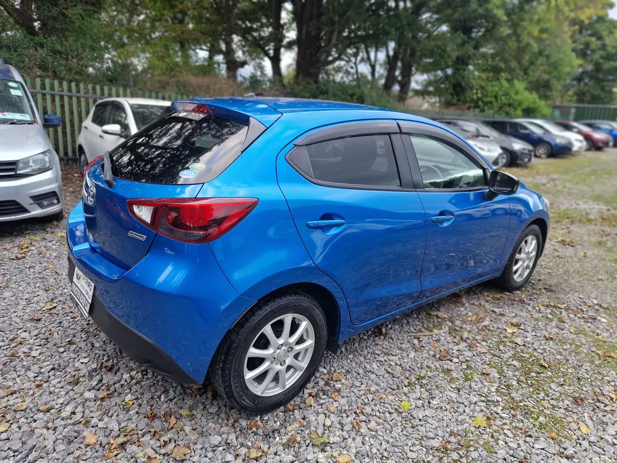 Mazda Demio MPV, Petrol, 2015, Blue