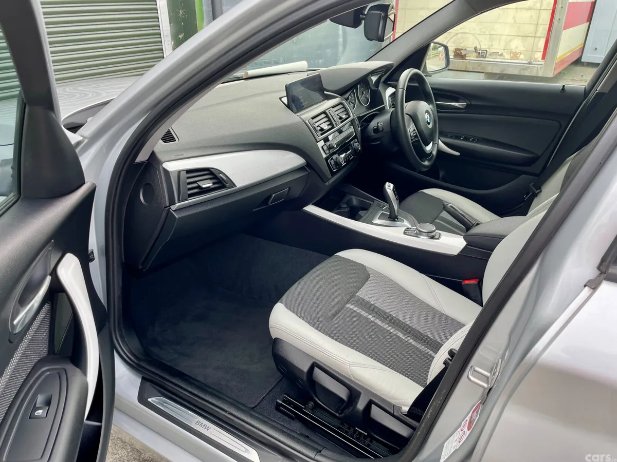 BMW 1-Series Hatchback, Diesel, 2017, Silver