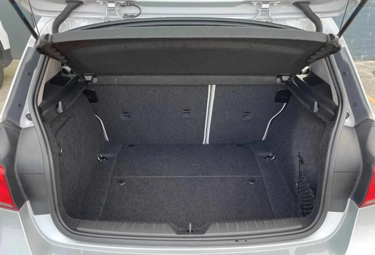 BMW 1-Series Hatchback, Diesel, 2017, Silver