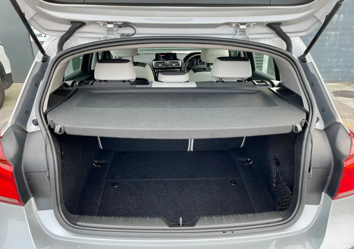 BMW 1-Series Hatchback, Diesel, 2017, Silver