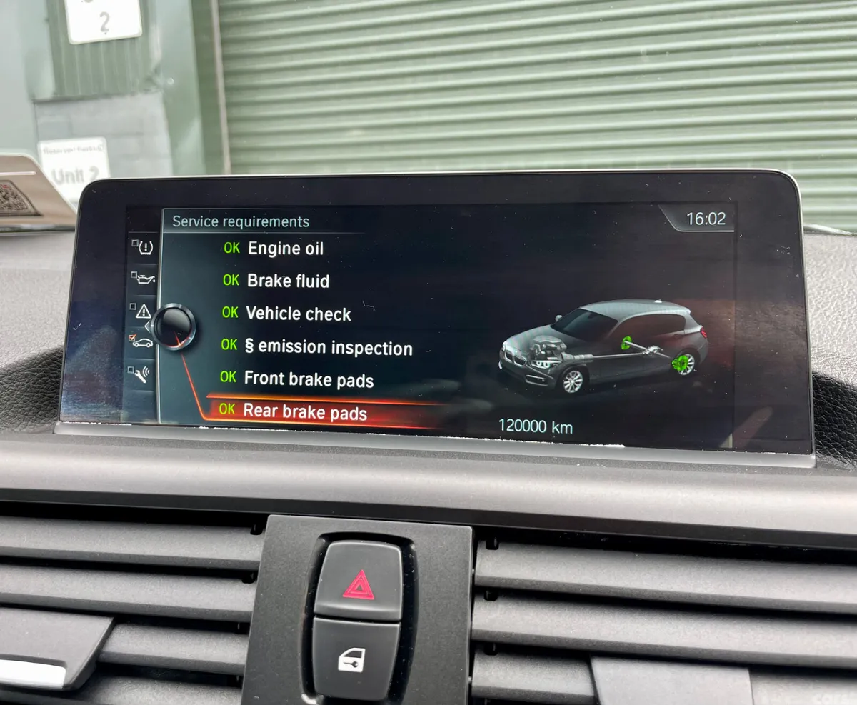 BMW 1-Series Hatchback, Diesel, 2017, Silver