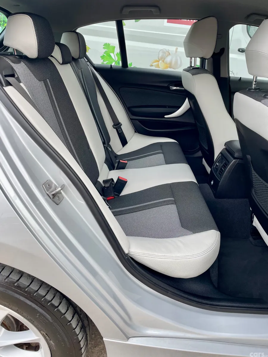 BMW 1-Series Hatchback, Diesel, 2017, Silver