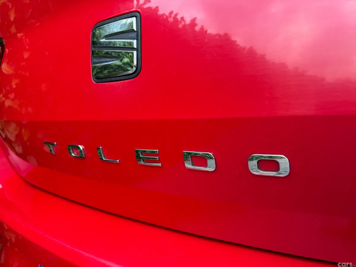 SEAT Toledo Saloon, Diesel, 2015, Red