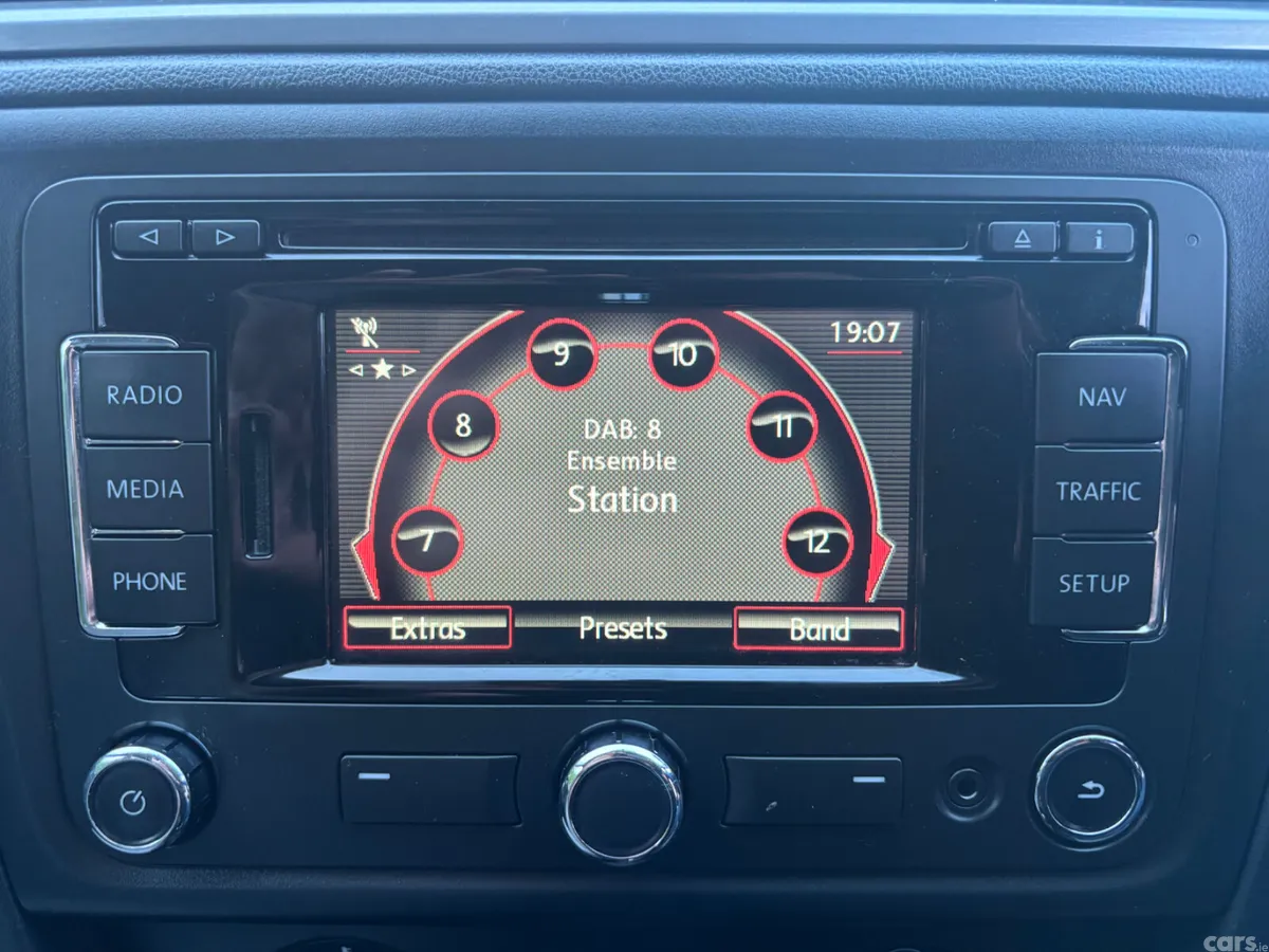 SEAT Toledo Saloon, Diesel, 2015, Red