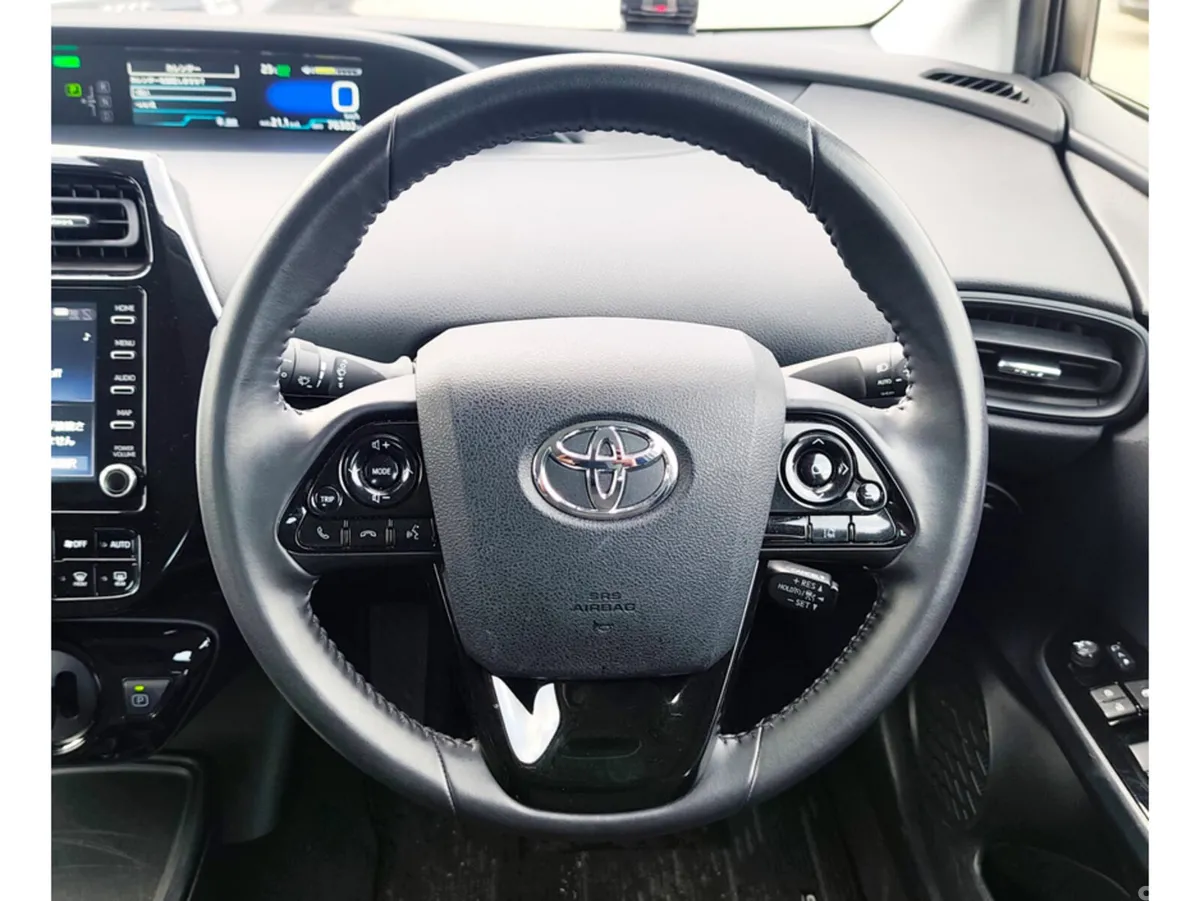 Toyota Prius Hatchback, Petrol Hybrid, 2022, White