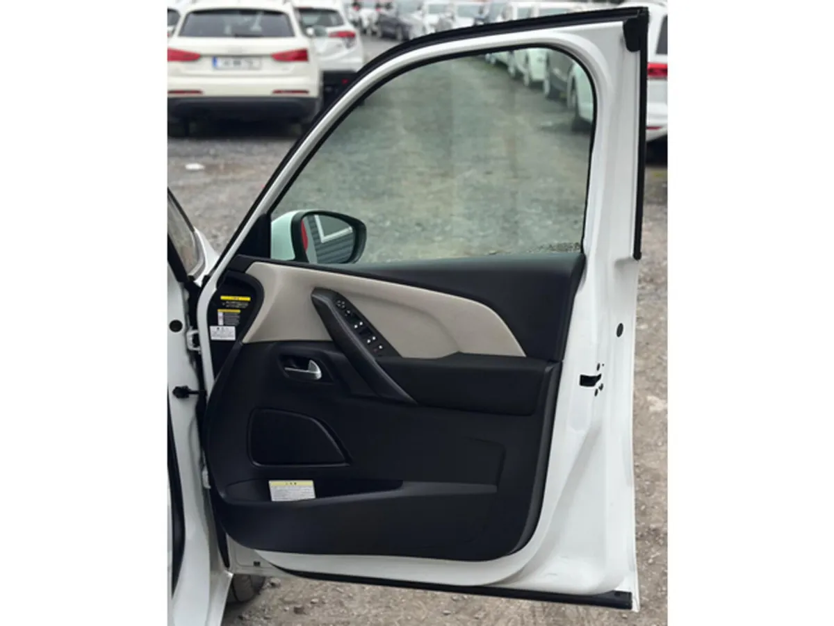 Citroen C4 Picasso MPV, Diesel, 2018, White