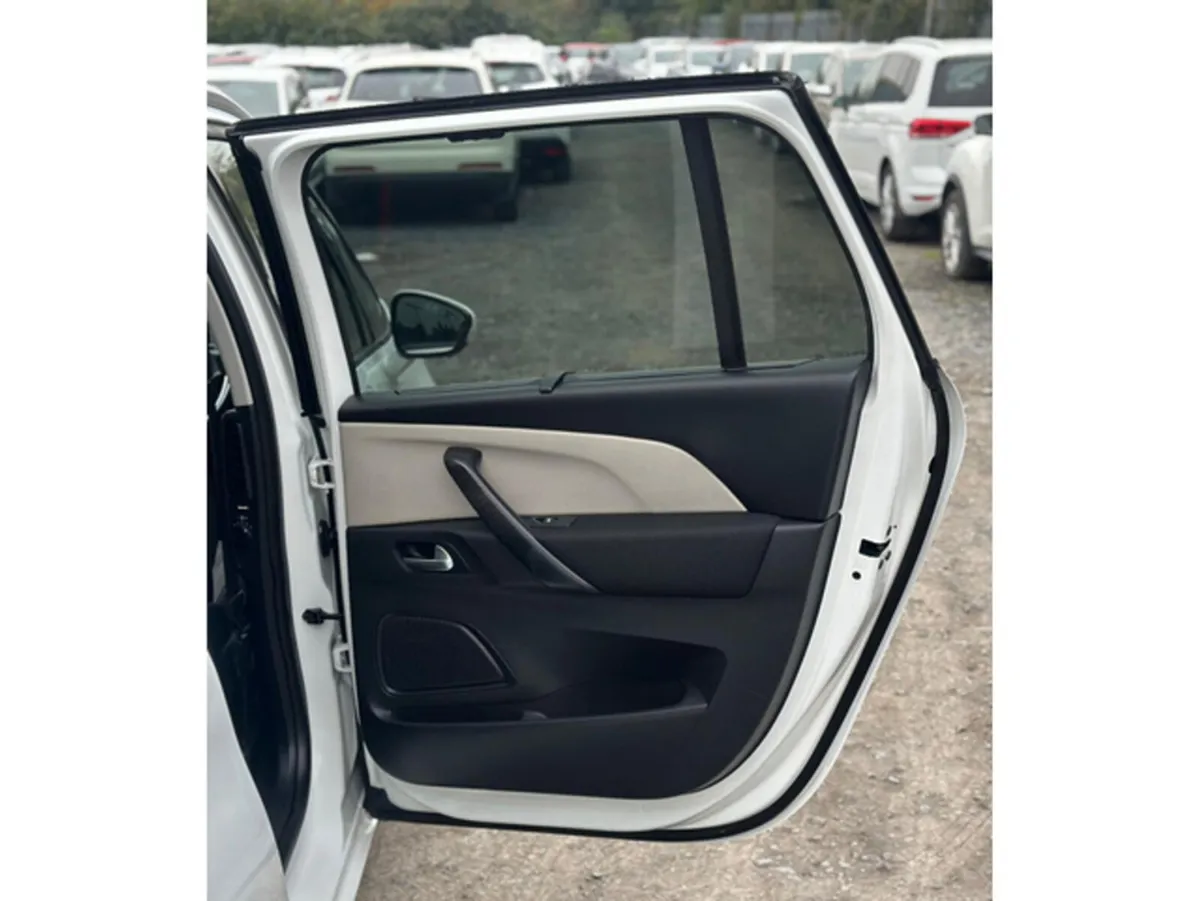 Citroen C4 Picasso MPV, Diesel, 2018, White