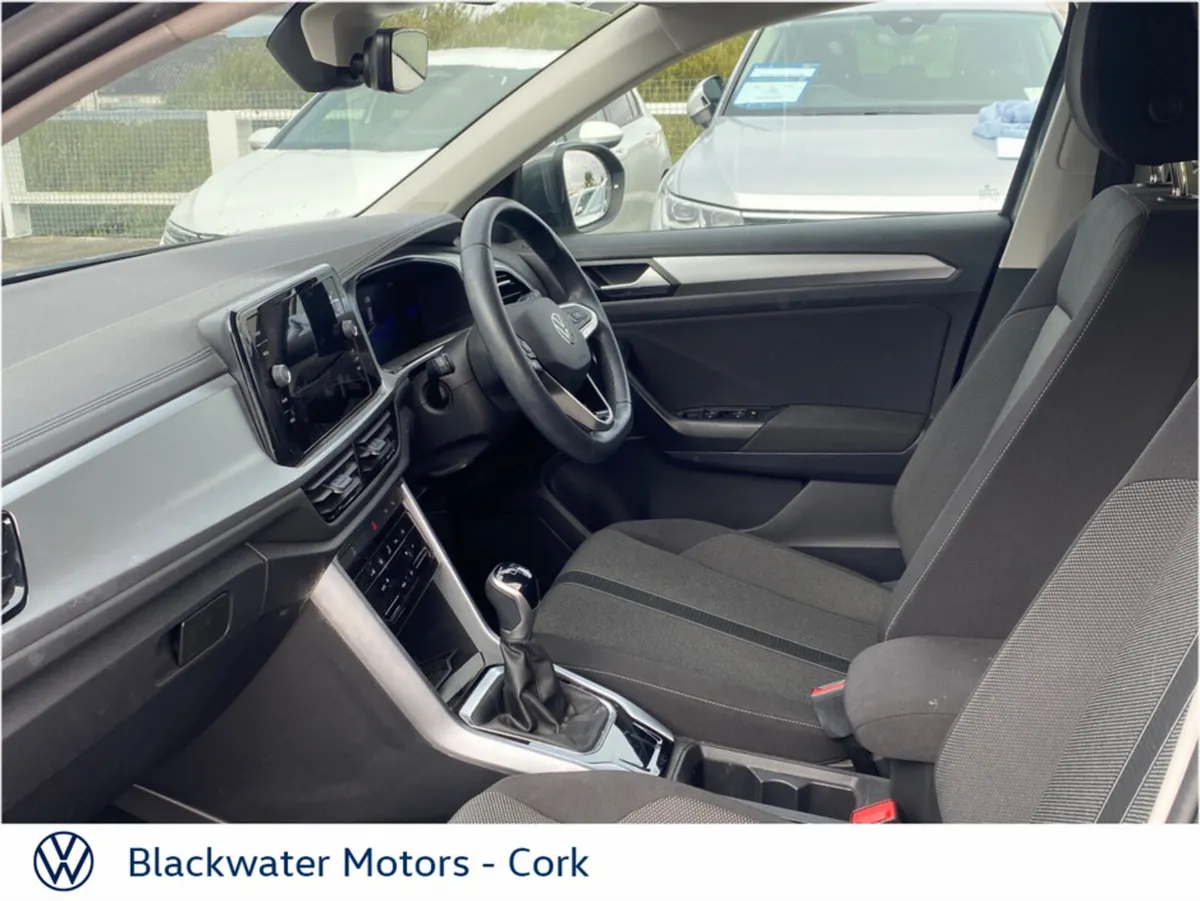 Volkswagen T-Roc SUV, Petrol, 2023, Grey