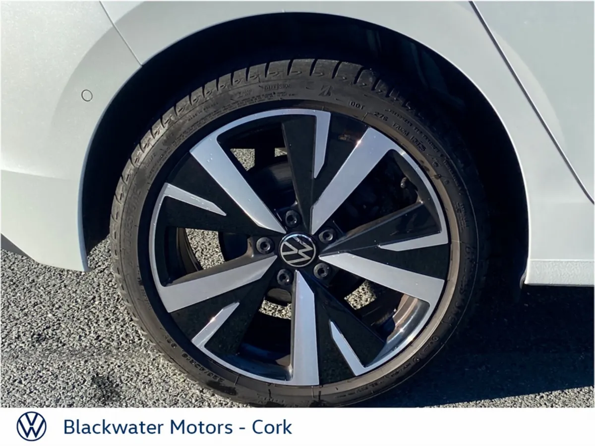 Volkswagen Golf Hatchback, Petrol Plug-in Hybrid, 2026, White
