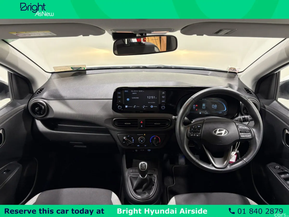 Hyundai i10 Hatchback, Petrol, 2024, White