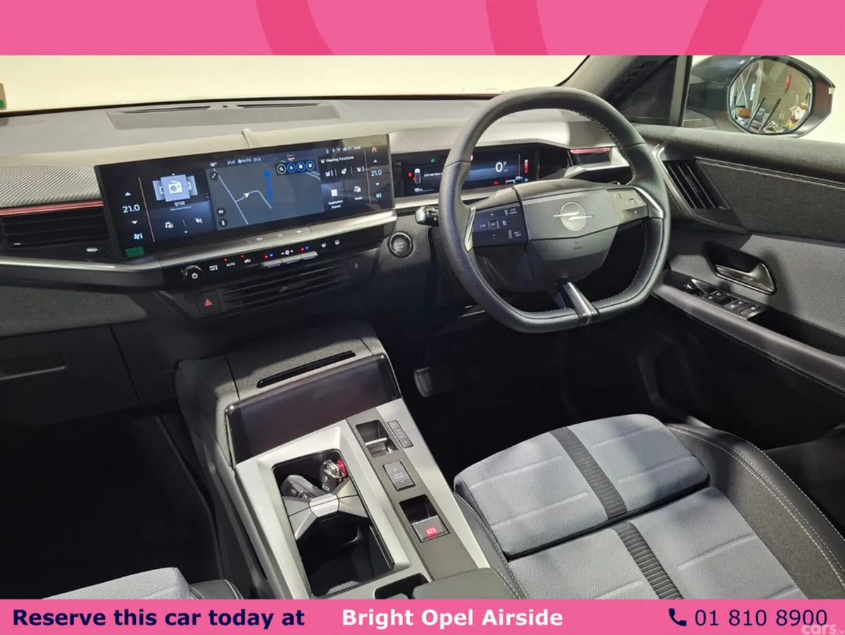 Opel Grandland SUV, Petrol Hybrid, 2026, Gold