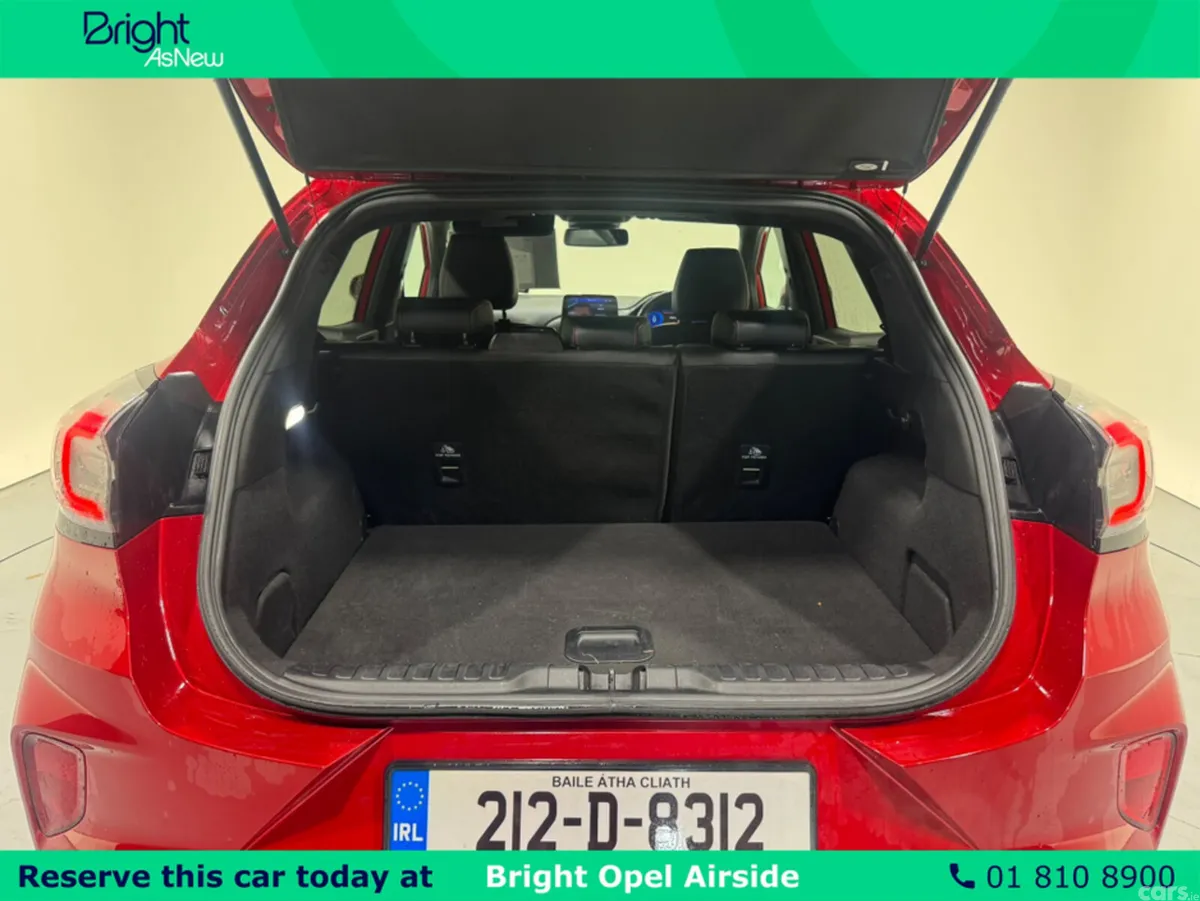 Ford Puma MPV, Petrol, 2021, Red
