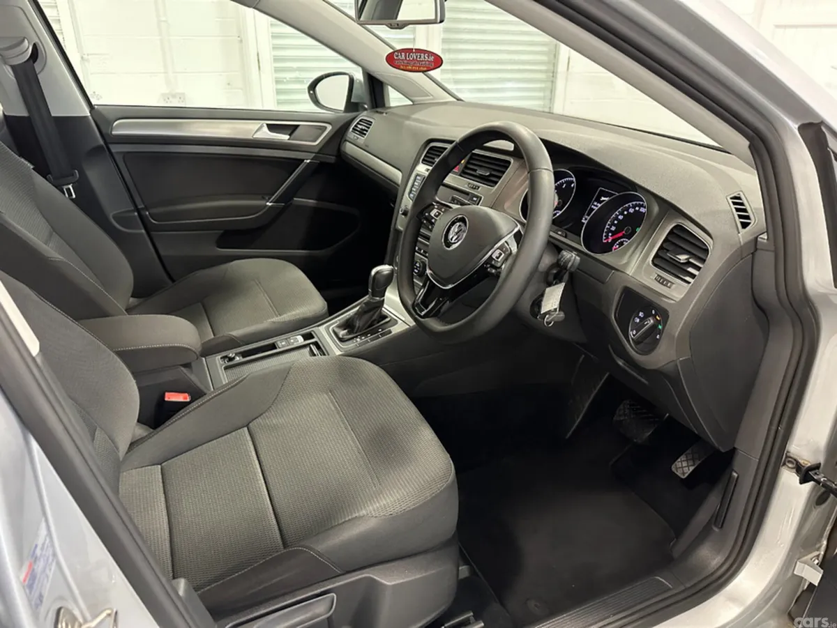 Volkswagen Golf Hatchback, Petrol, 2014, Silver