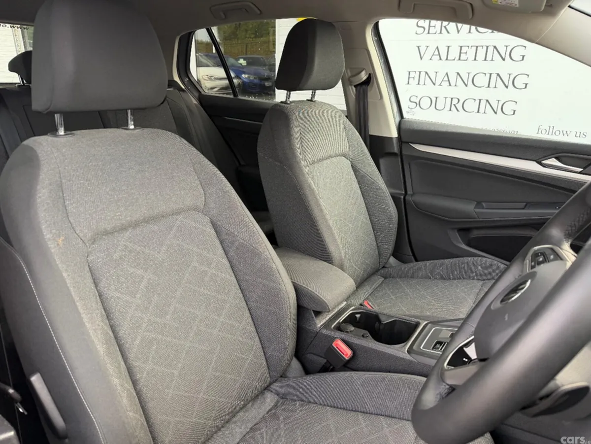 Volkswagen Golf Hatchback, Petrol Hybrid, 2021, Grey