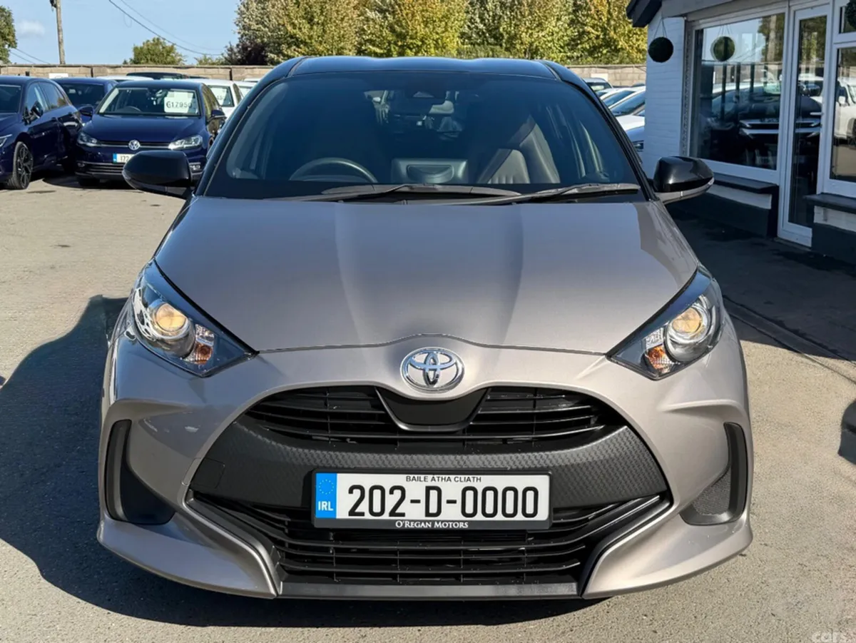 Toyota Yaris Hatchback, Petrol, 2020, Grey