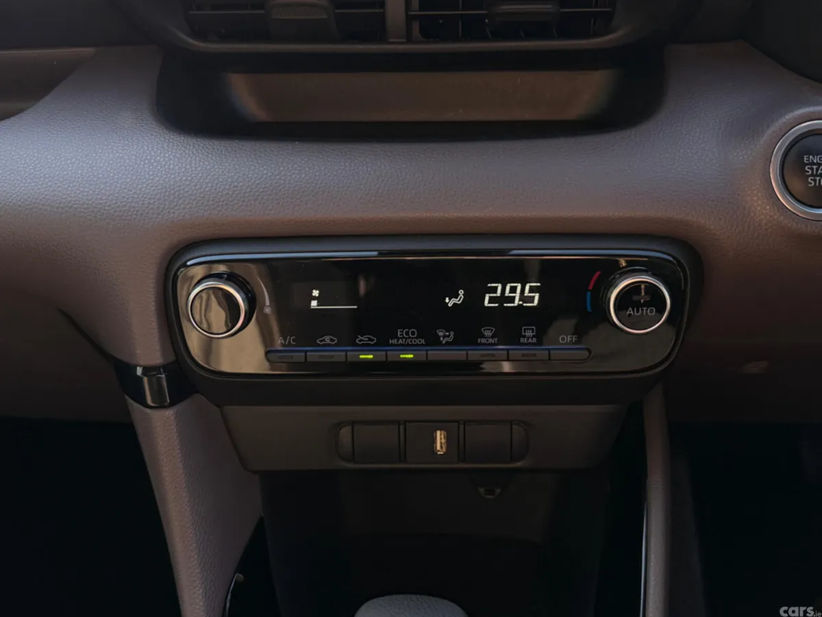 Toyota Yaris Hatchback, Petrol, 2020, Grey