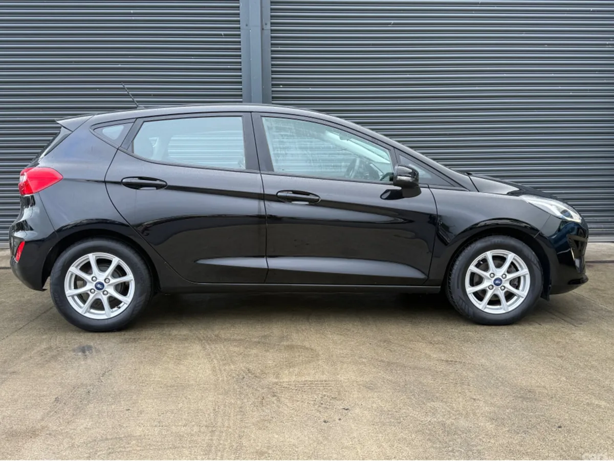 Ford Fiesta Hatchback, Petrol, 2019, Black