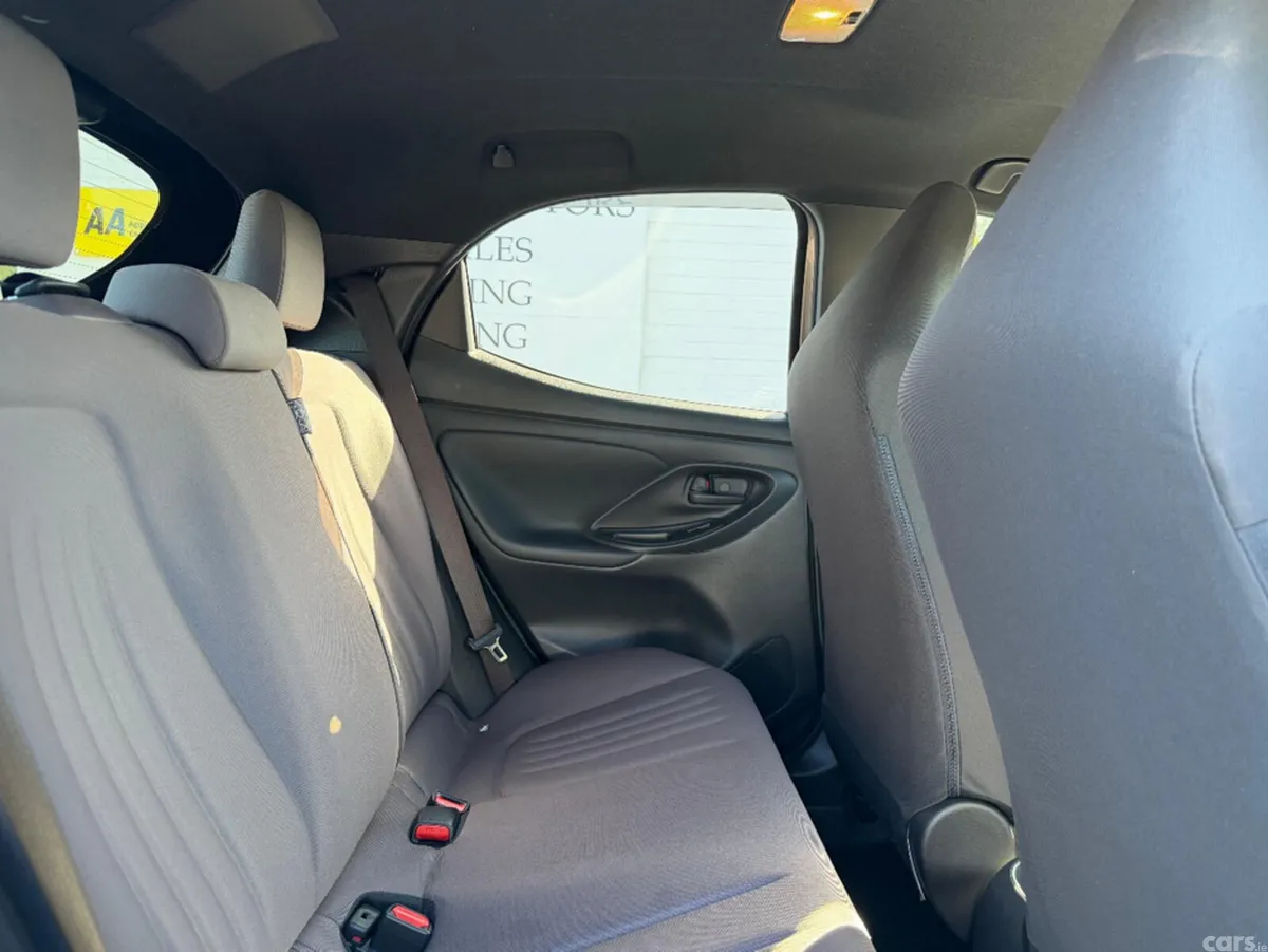 Toyota Yaris Hatchback, Petrol, 2020, Grey