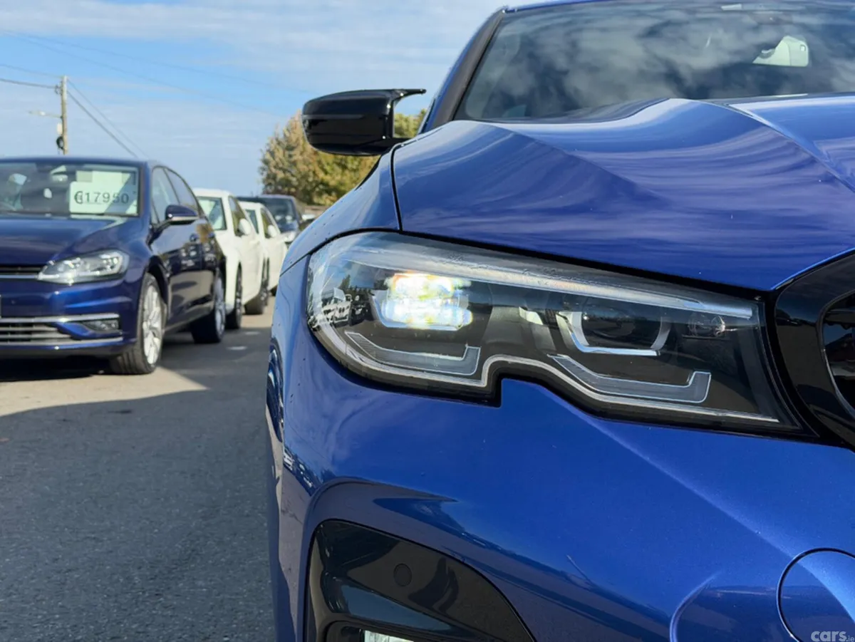 BMW 3-Series Saloon, Diesel, 2019, Blue