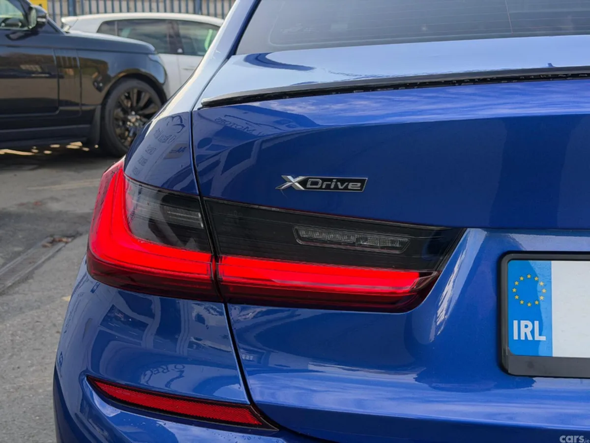 BMW 3-Series Saloon, Diesel, 2019, Blue