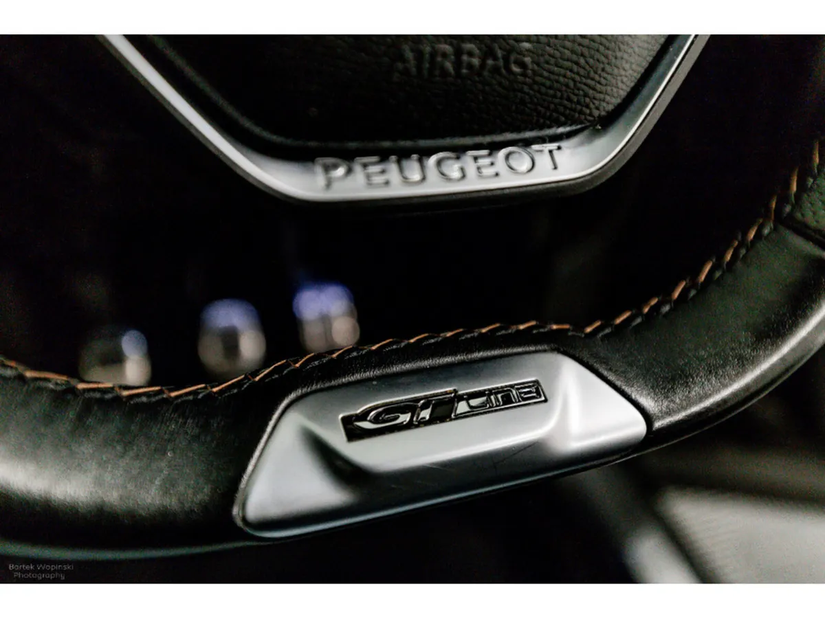Peugeot 3008 SUV, Petrol, 2018, Grey