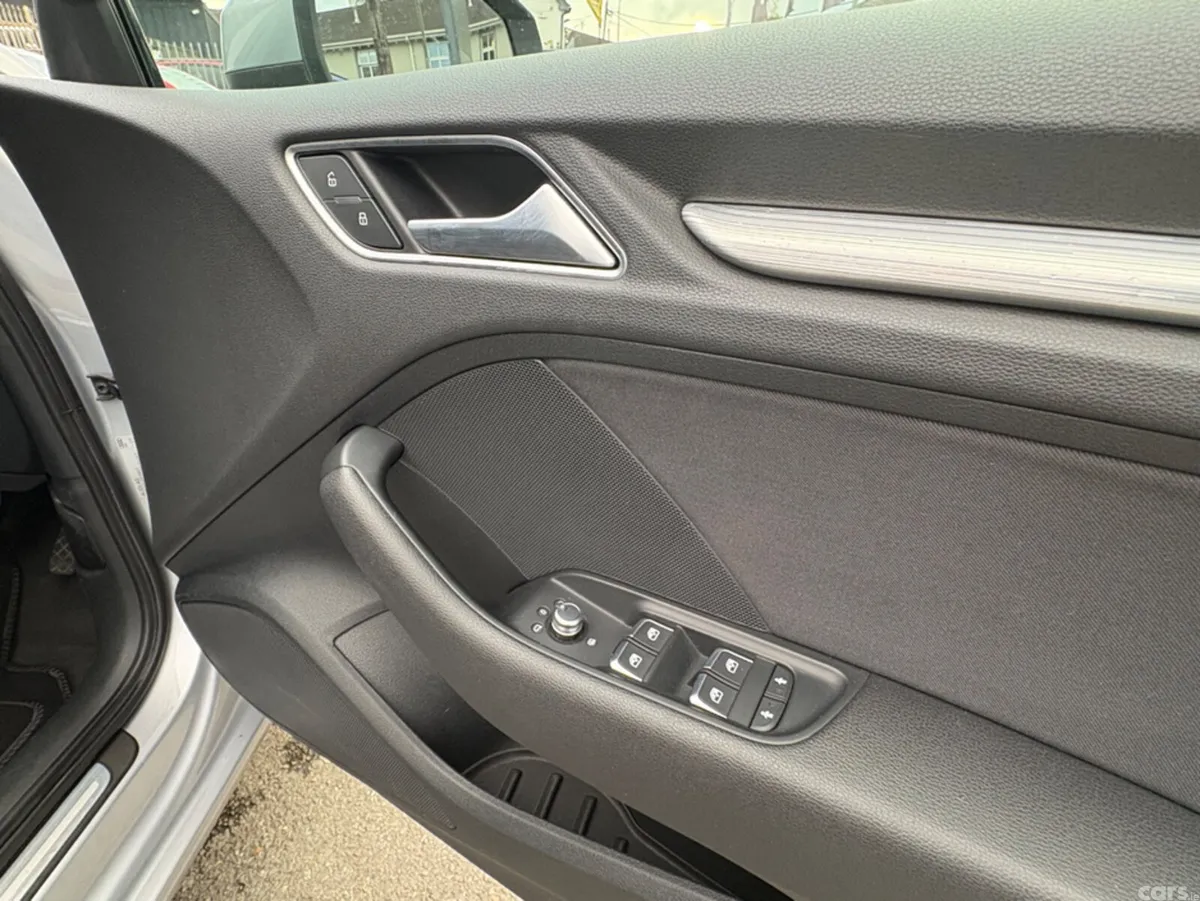 Audi A3 Hatchback, Diesel, 2017, Silver