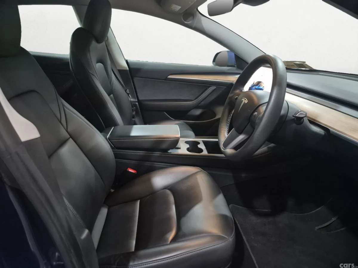 Tesla Model 3 Saloon, Electric, 2022, Blue