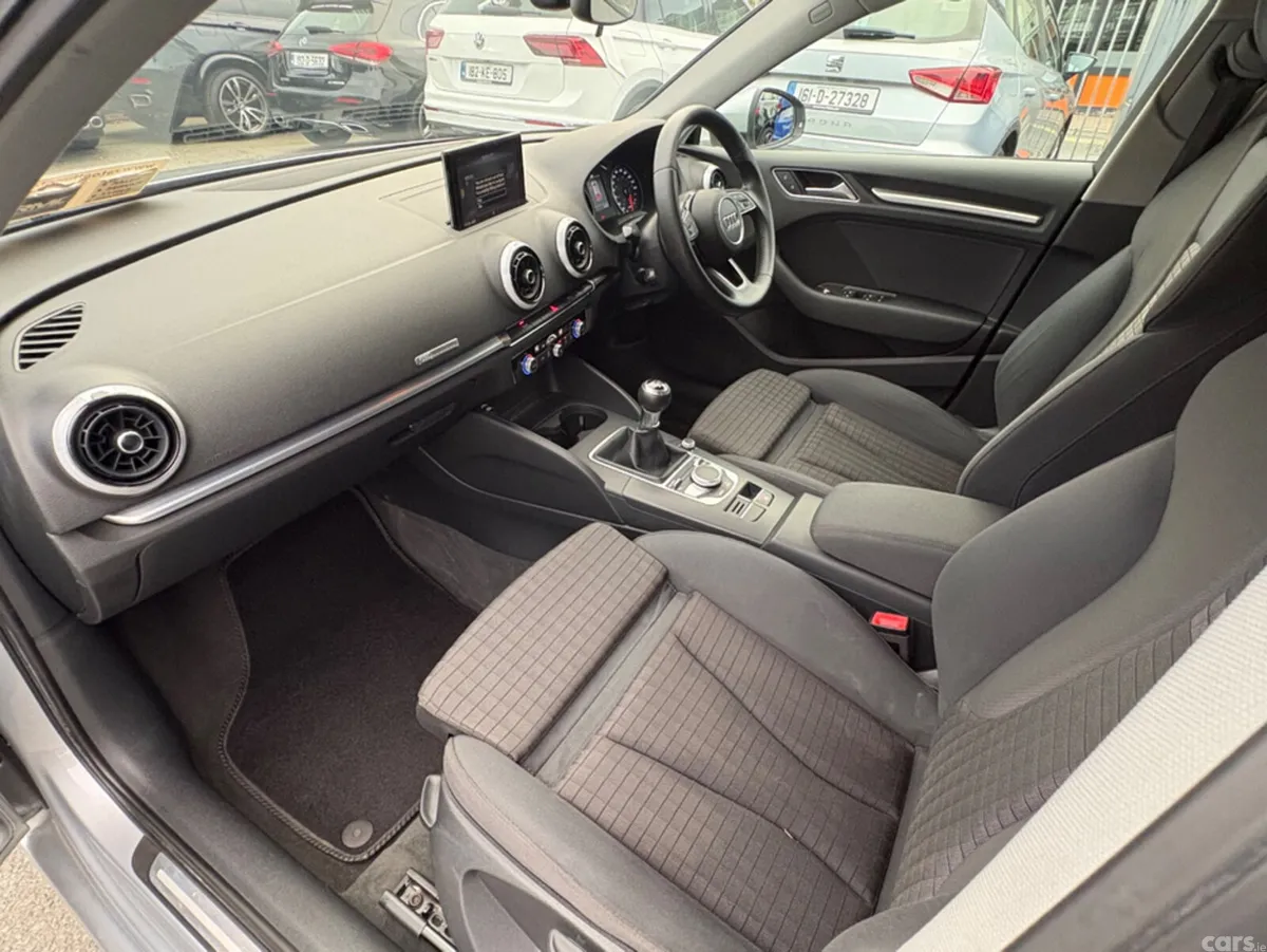 Audi A3 Hatchback, Diesel, 2017, Silver