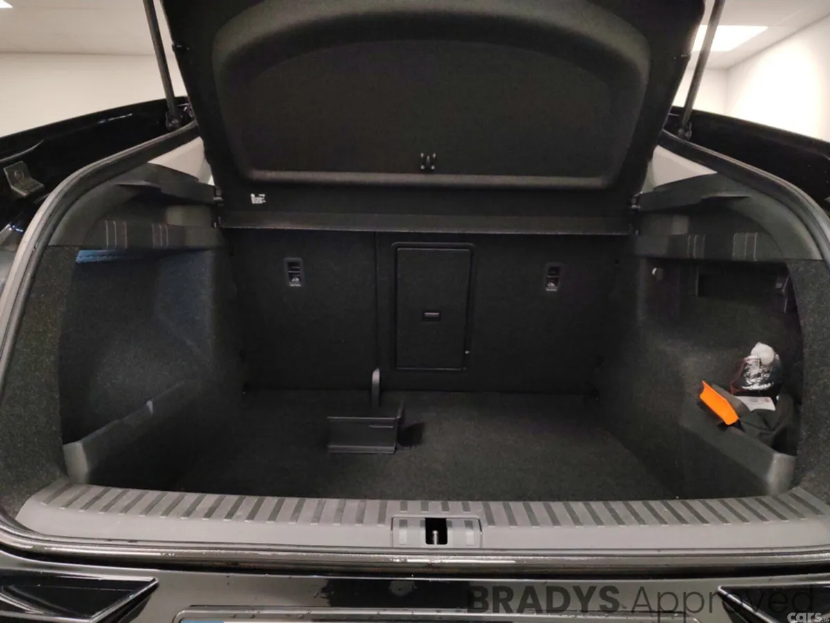 Skoda Enyaq Hatchback, Electric, 2023, Black