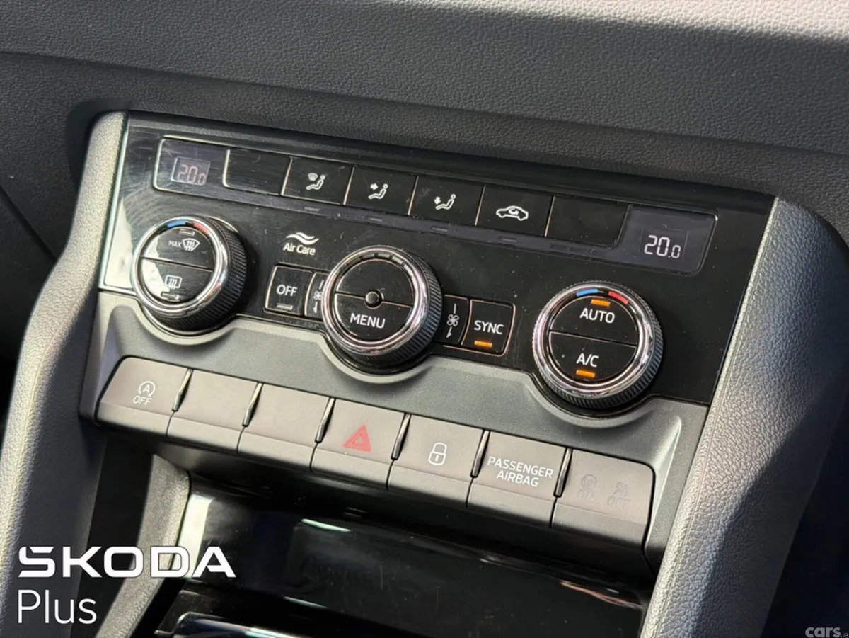 Skoda Karoq Estate, Petrol, 2022, Grey