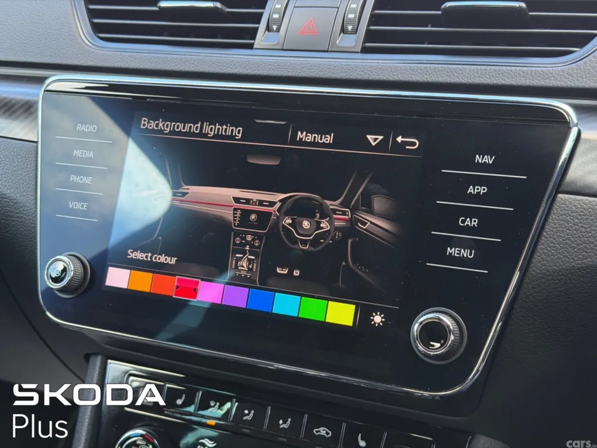 Skoda Superb Hatchback, Diesel, 2024, Black