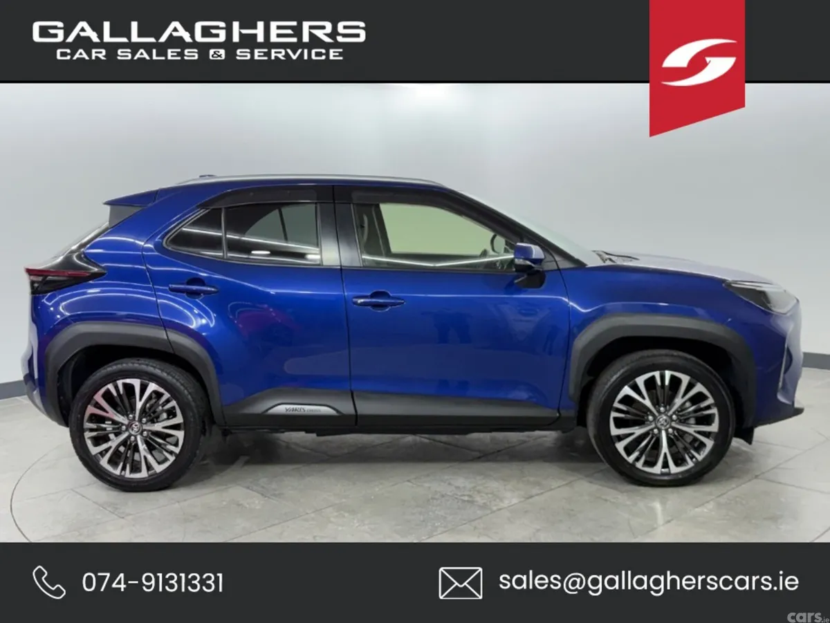 Toyota Yaris Cross SUV, Petrol Hybrid, 2021, Blue