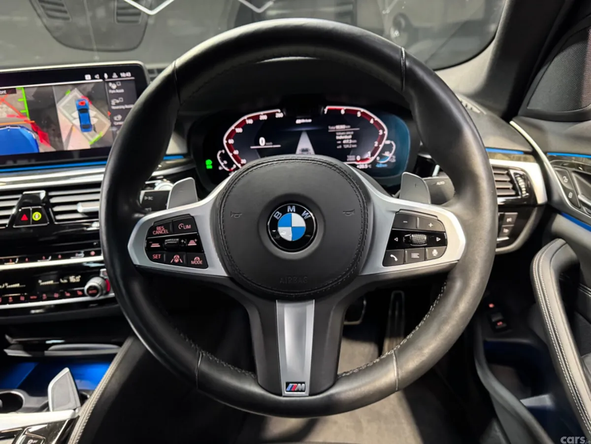 BMW 5-Series Saloon, Petrol Plug-in Hybrid, 2021, Blue