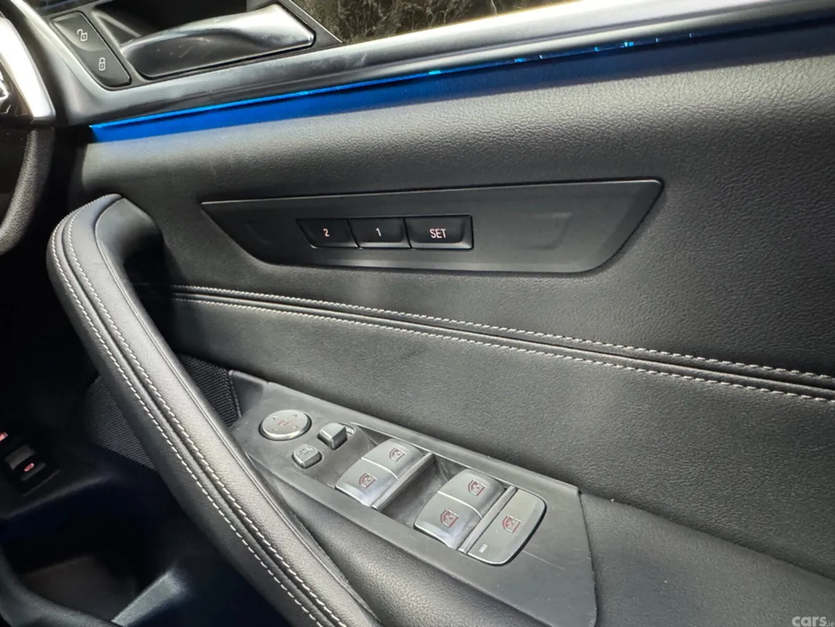 BMW 5-Series Saloon, Petrol Plug-in Hybrid, 2021, Blue