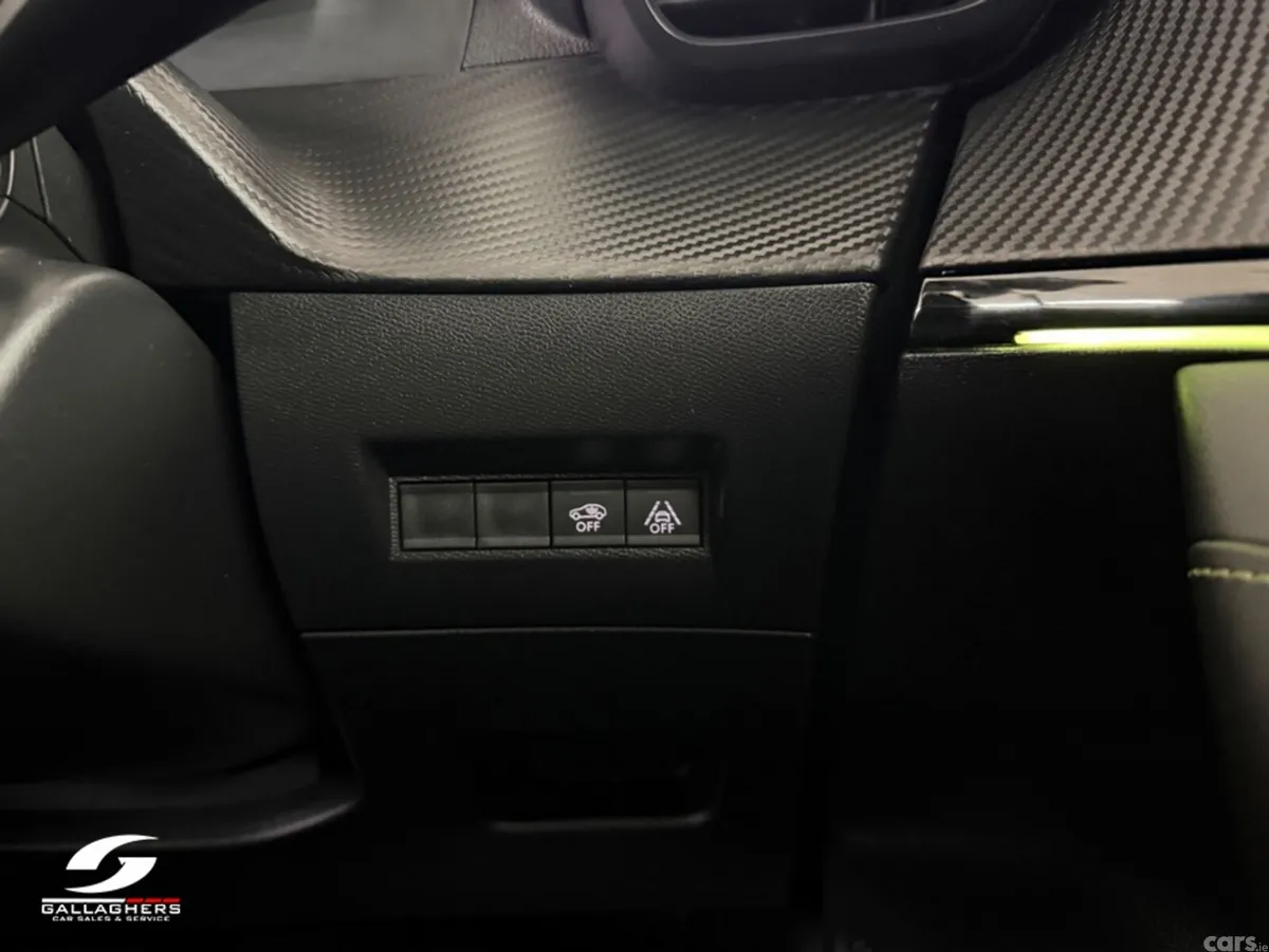 Peugeot 2008 Hatchback, Petrol, 2023, White