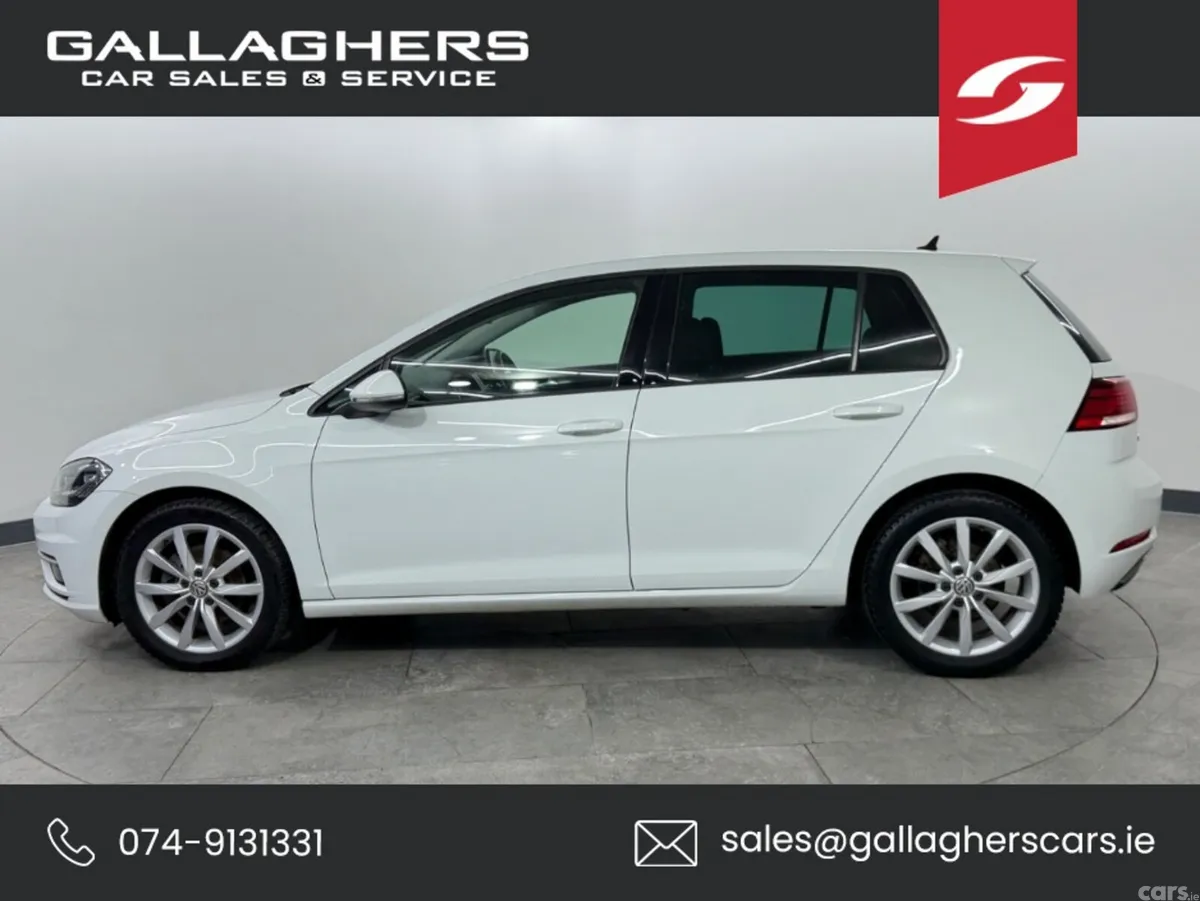 Volkswagen Golf Hatchback, Petrol, 2019, White