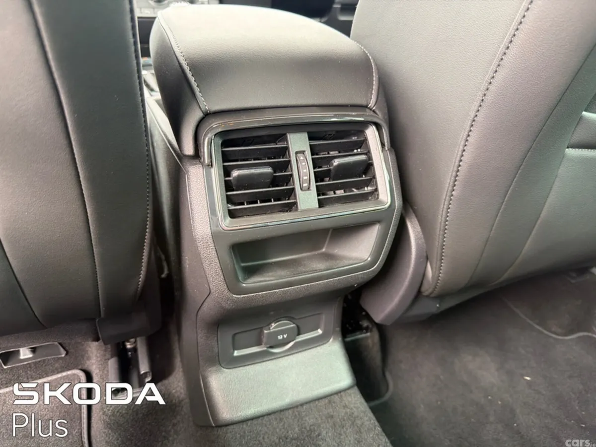 Skoda Karoq SUV, Diesel, 2026, White