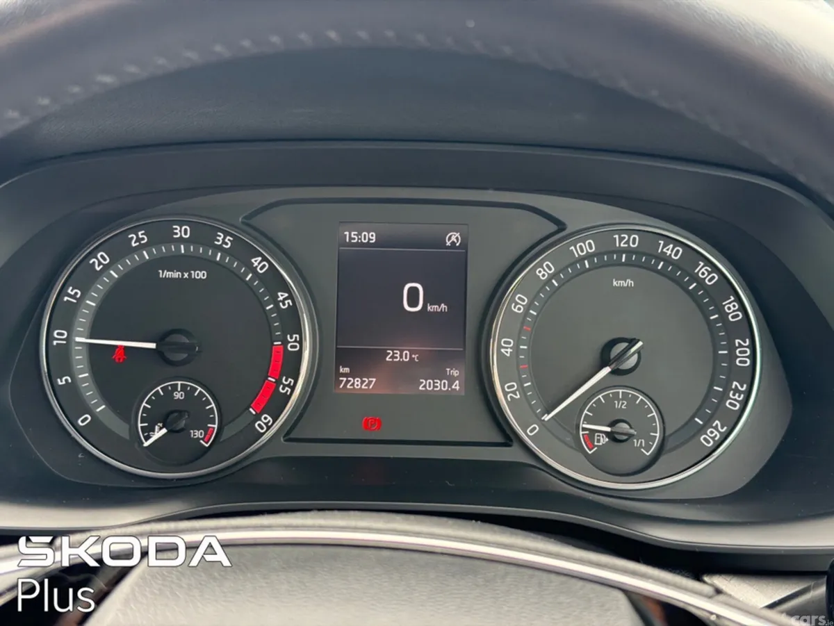 Skoda Octavia Saloon, Diesel, 2024, Black