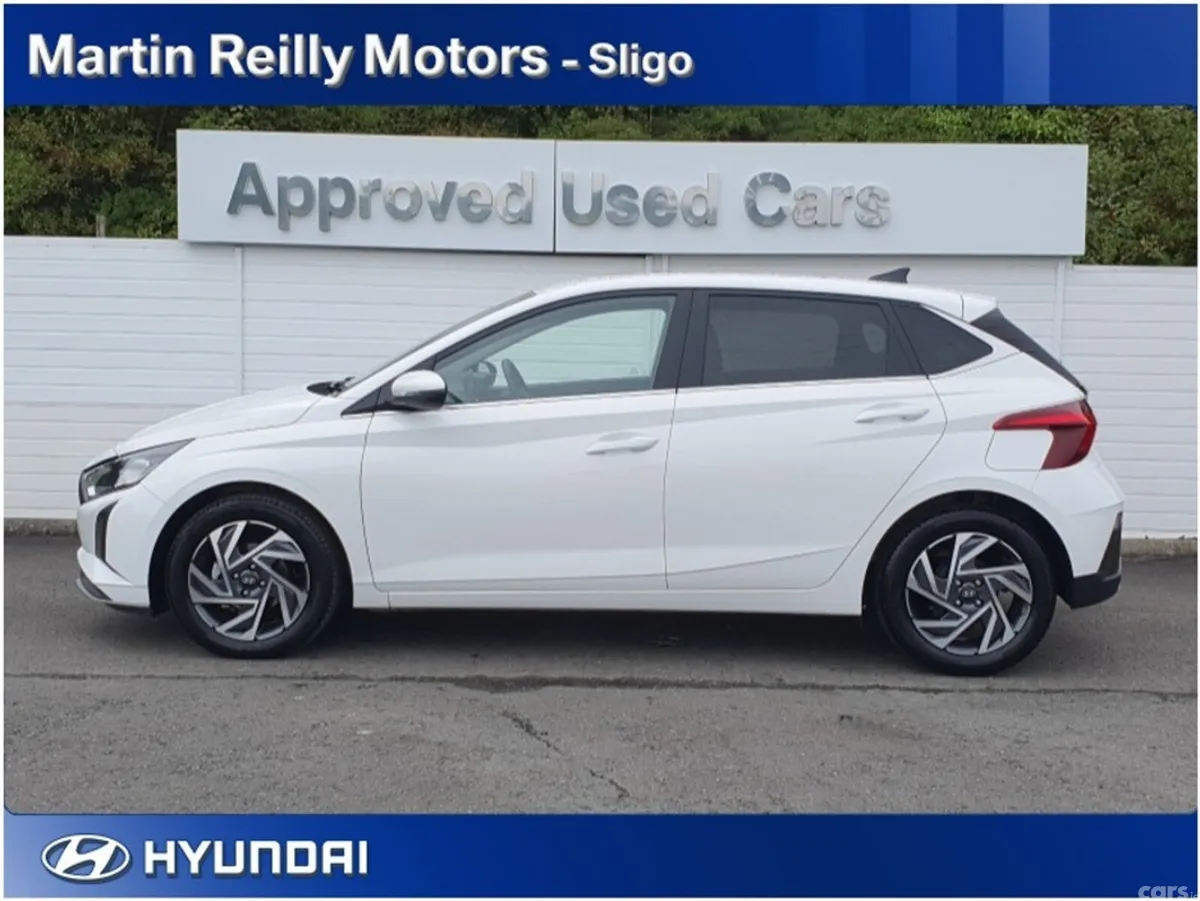 Hyundai i20 Hatchback, Petrol, 2026, White