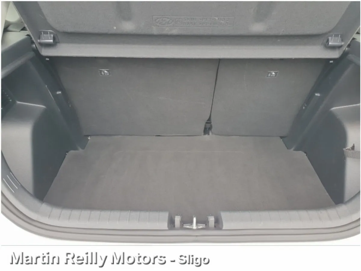 Hyundai i20 Hatchback, Petrol, 2026, White