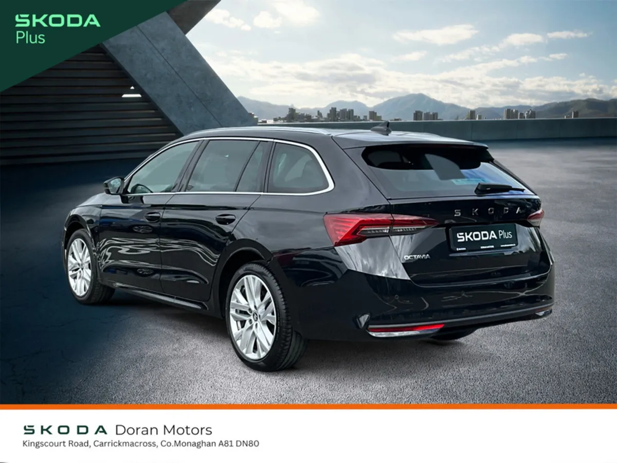 Skoda Octavia Estate, Diesel, 2025, Black