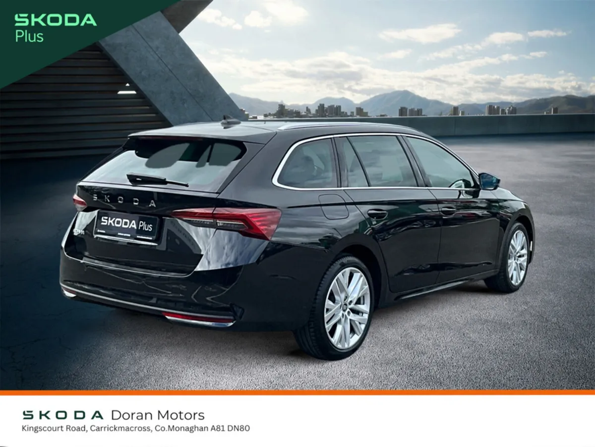 Skoda Octavia Estate, Diesel, 2025, Black